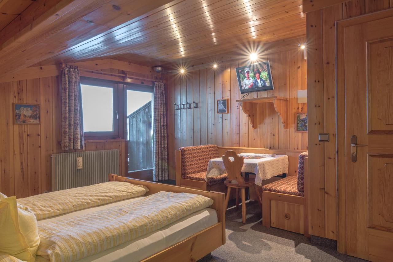 Apartments La Vara Corvara In Badia Luaran gambar
